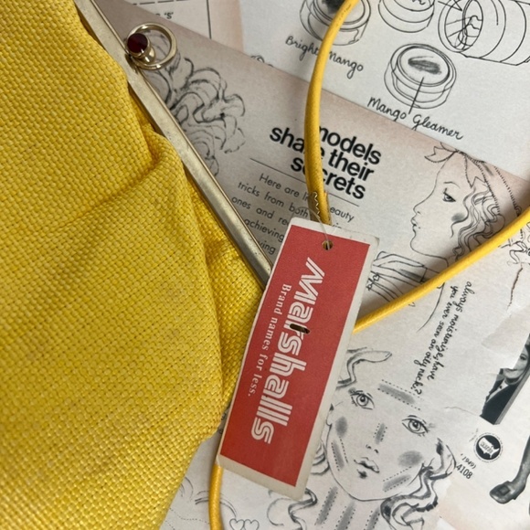 NEW Vintage Made in Italy Yellow Gathered Woven Clutch Shoulder Bag - Picture 5 of 13